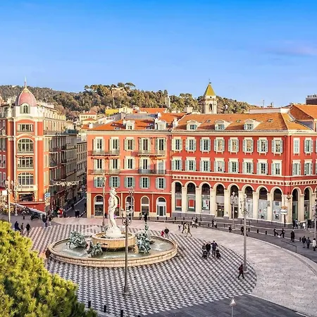Nestor&jeeves - Vogue - - Very Close Sea - Pedestrian Zone Nice